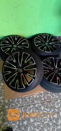 Velg Mobil HRS WHEEL Masih Kinclong