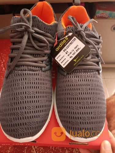 Sepatu Ardiles Mis-Contractor