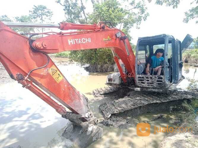 Eskavator Hitachi 110MF