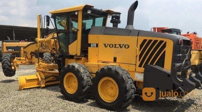 Motor Grader Volvo Model G970 Tahun 2012
