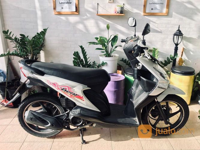 Honda Beat 2011 Putih Plat L Amanah