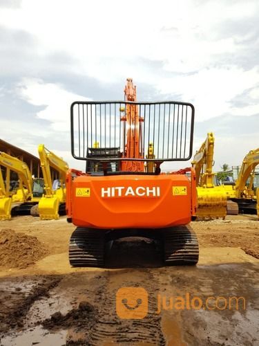 Excavator Hitachi Zaxis 210 Tahun 2015