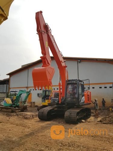 Excavator Hitachi Zaxis 210 Tahun 2015