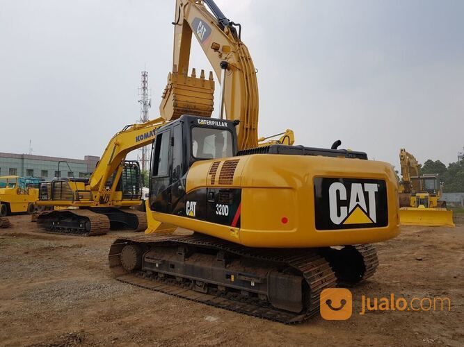 Excavator Backhoe CAT 320d Breaker Tahun 2013 Tangerang