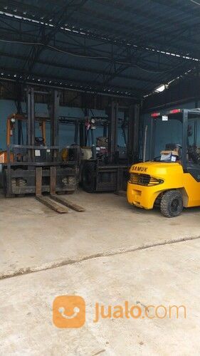 Rental / Sewa Forklift Klapanunggal