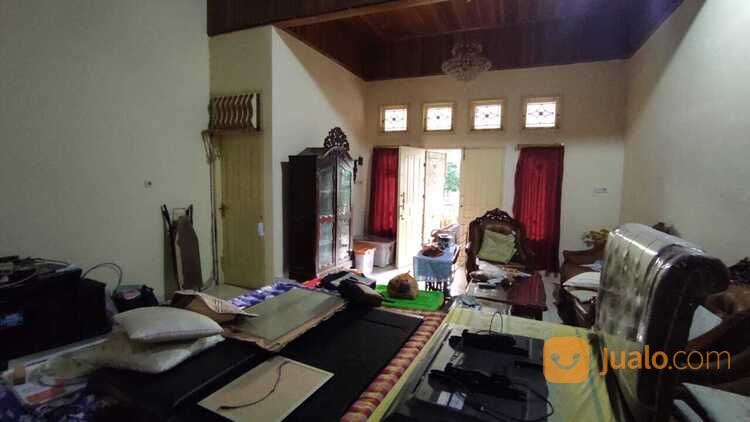 Rumah Besar Dan Nyaman Di Kawasan Rawang Timur, Kota Padang