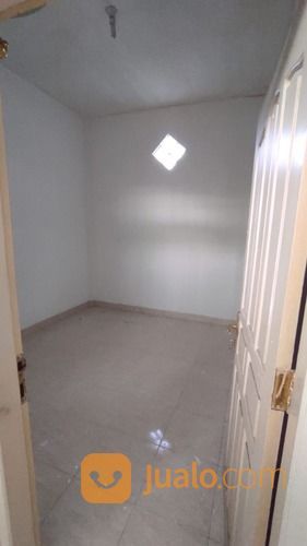 Rumah Besar Dan Nyaman Di Kawasan Rawang Timur, Kota Padang