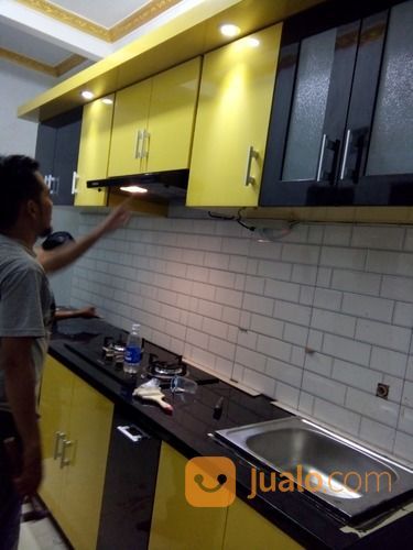 Jasa Bikin Minibar Kitchen Set Minimalis