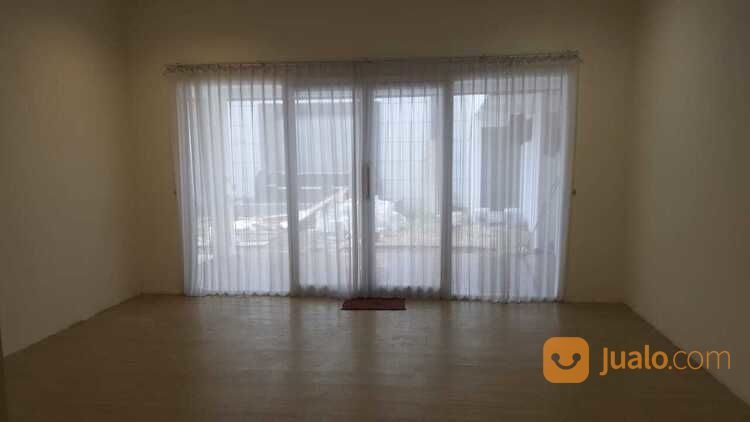 Rumah Usaha Ex Studio Foto Rungkut Mejoyo, Bentuk Tanah L