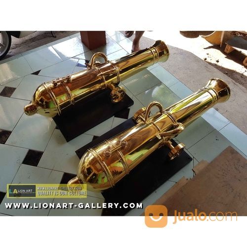 Kerajinan Meriam Kuningan Untuk Hiasan