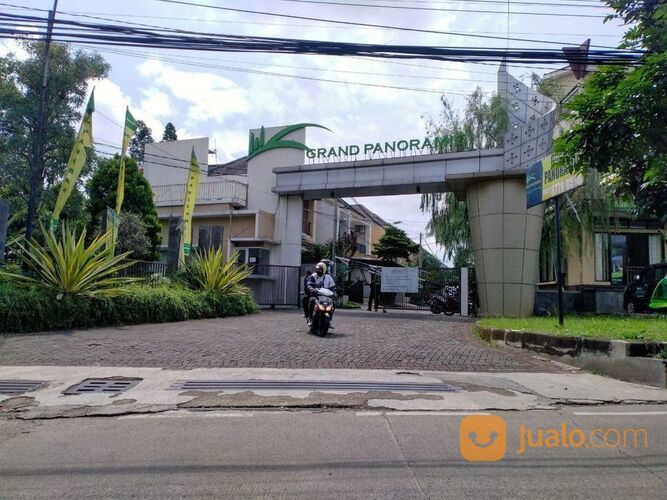 Rumah Di Kota Bandung Lingkungan Nyaman Dekat Banyak Fasilitas Umum