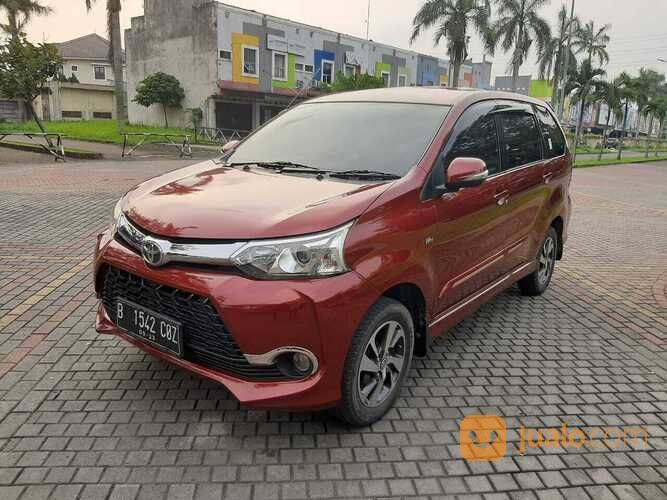 TOYOTA GRAND AVANZA VELOZ 1.5 MANUAL 2018 Merah