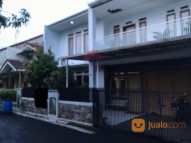 Rumah Kompleks Margahayu Raya Selatan, Pluto Selatan Soekarno Hatta