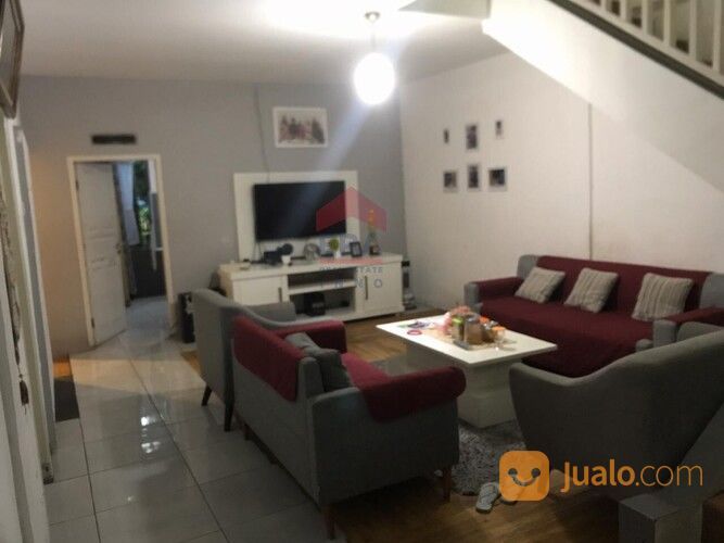 Rumah Kompleks Margahayu Raya Selatan, Pluto Selatan Soekarno Hatta