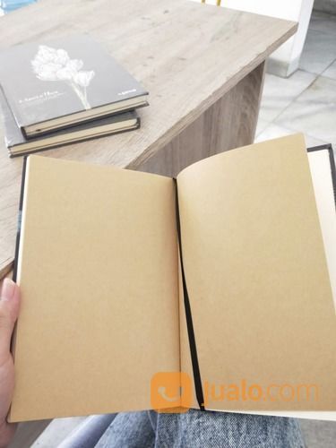 BUKU TULIS COVER TEBAL DENGAN KERTAS 2 TONE MOTIF BUNGA HITAM NOTEBOOK