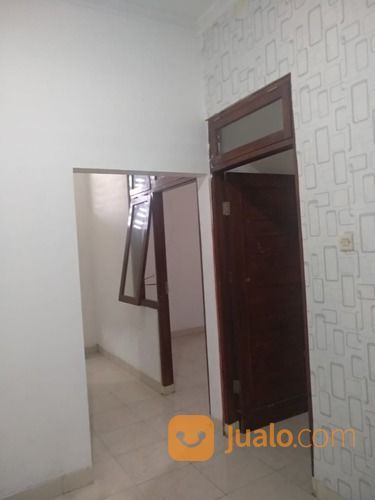 Rumah Paviliun Utara Ambarukmo Plaza Jogjakarta(KODE DR.721)