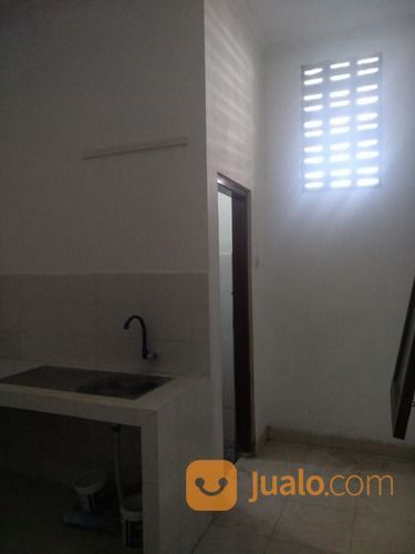 Rumah Paviliun Utara Ambarukmo Plaza Jogjakarta(KODE DR.721)