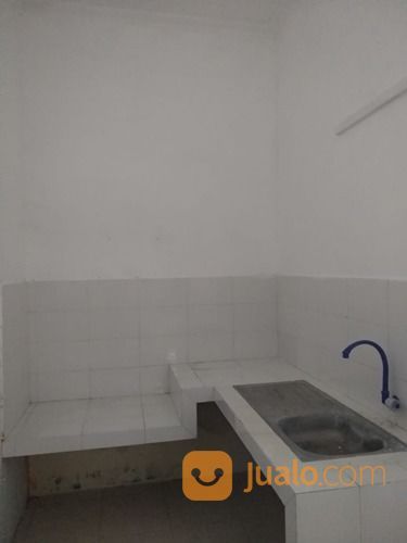 Rumah Paviliun Utara Ambarukmo Plaza Jogjakarta(KODE DR.721)