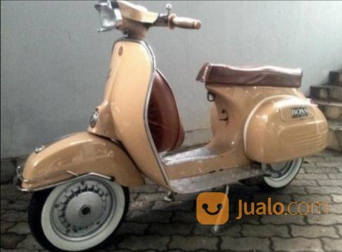 Vespa Super Tahun 1977 Coklat