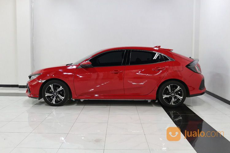 Honda Civic E Turbo Hatchback AT 2018 Merah
