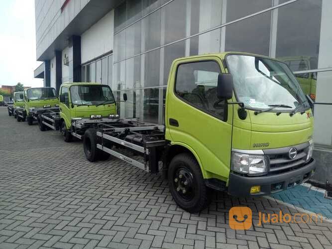 TRUK HINO DUTRO