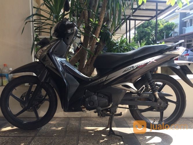 Honda Supra X FI 125 Tahun 2012