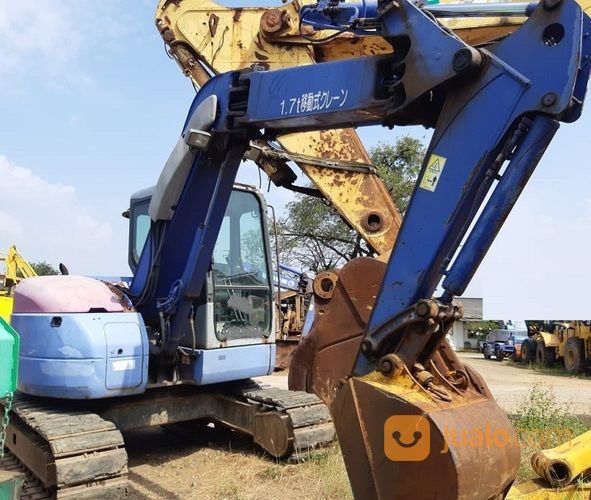 Alat Berat Excavator Komatsu Model PC78UU-6
