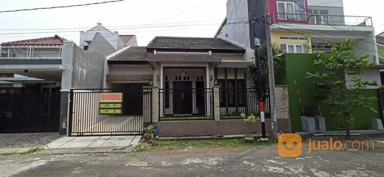 Rumah Mewah 2 Lantai Siap Huni Di Perum Bumi Palapa Malang