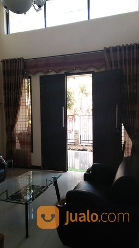 Rumah Mewah 2 Lantai Siap Huni Di Perum Bumi Palapa Malang