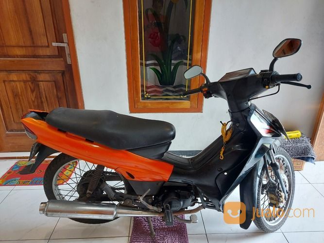 YAMAHA VEGA R 2004