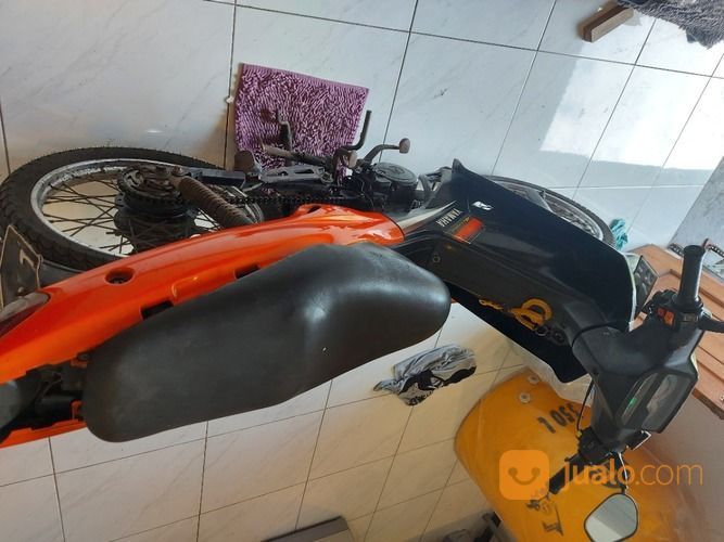YAMAHA VEGA R 2004