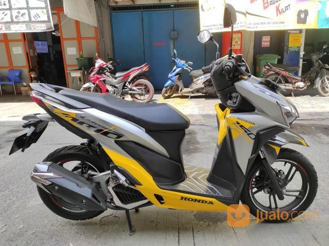 Vario 150 Tahun 2019 Silver