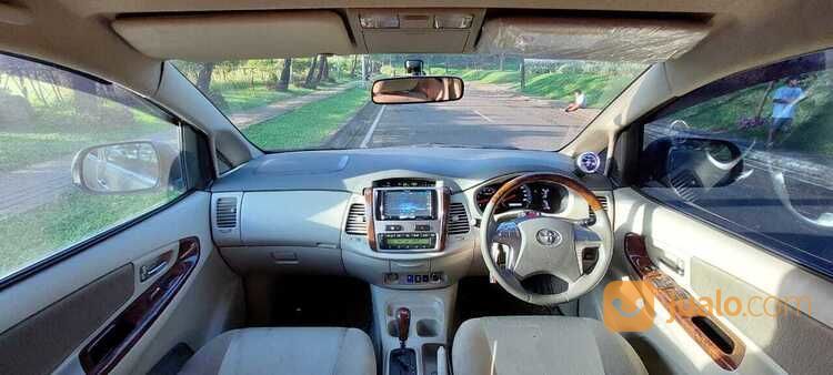 Toyota Kijang Innova 2.5 V Diesel AT