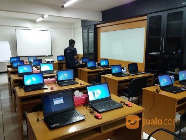 Sewa Laptop Kupang 085270446248