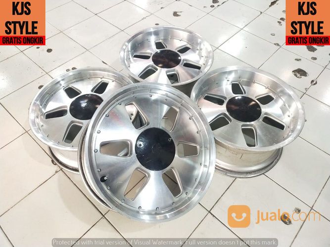 Pelek Seken Mae R17+Ban 205 45 R17 Pcd 10x100/114,3 Lebar 7,5/8,5 ET 38/35