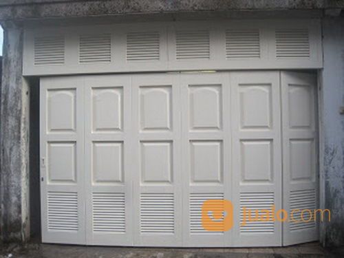 Spesialis Perbaikan Pintu Garasi Kayu