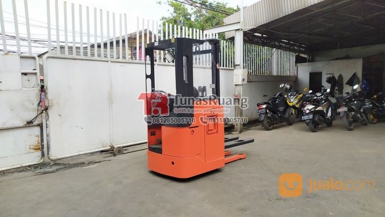 Forklift Linde Reach Stacker L16R Bekas JABODETABEK
