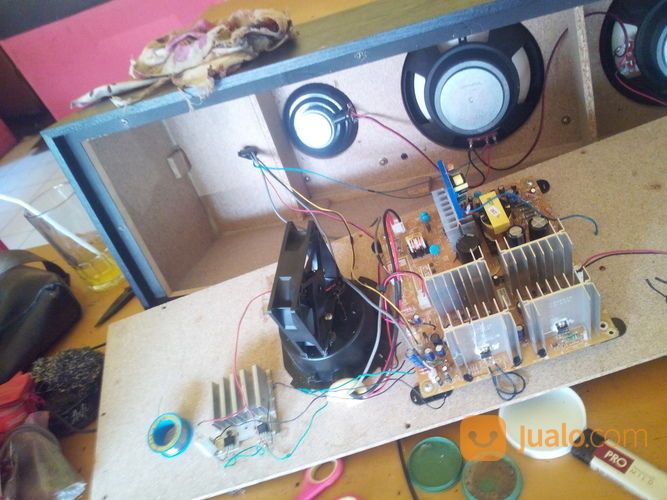 Rakit Amplifier Service Elektronik Lainnya Bisa Cek Langsung Di Tempat