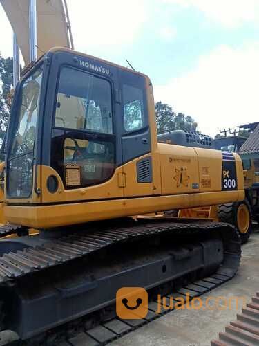 Excavator Komatsu PC300-8MO Tahun 2015