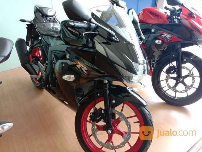 Suzuki GSX-R 150 Keyless