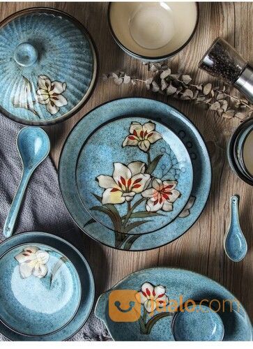 Piring Jepang Bahan Keramik Motif White Flower |Hand Painted Orchid