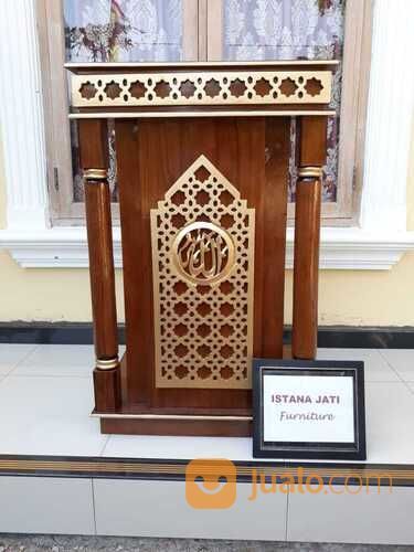 Mimbar Masjid Al Akhir