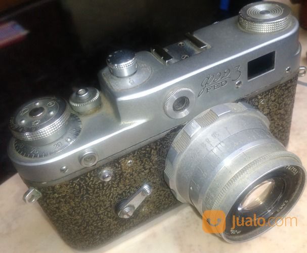 Barang Antik. Kamera Analog . Soviet FED-3 .