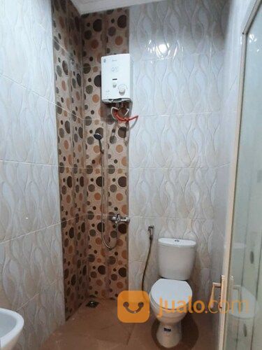 Rumah Mewah 4 KT Di Perumahan Pondok Blimbing Indah, Araya, Malang