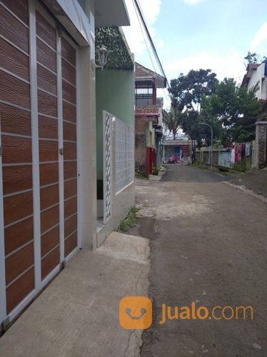 Rumah Terawat 2 Lantai Di Cilengkrang Cibiru Dkt Alun-Alun Uber, Cipadung Kidul