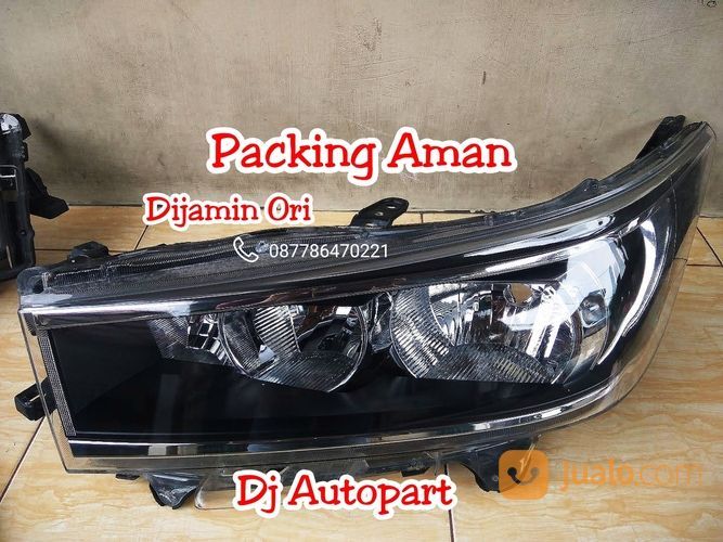 Headlamp Toyota Innova Reborn Original