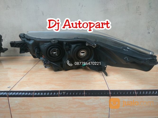 Headlamp Toyota Innova Reborn Original