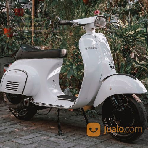 Vespa PTS 100 Plat AB