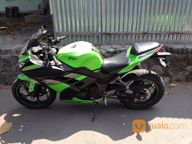 Kawasaki Ninja 250 Thn 2013 Body Mulus