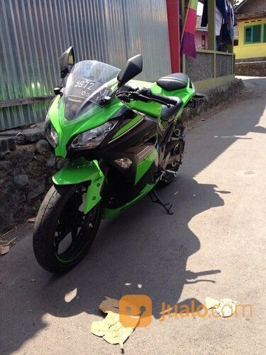 Kawasaki Ninja 250 Thn 2013 Body Mulus